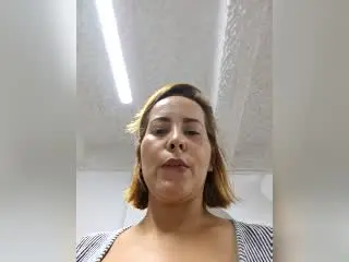Xlovecam Live Sex Cam of SaritaVelez
