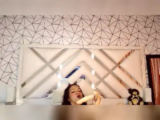 Xlovecam Free Live Porn of NicoleMartins