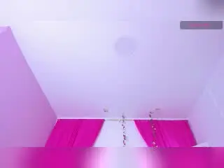 Xlovecam Nude Webcam of SilvanaCastro