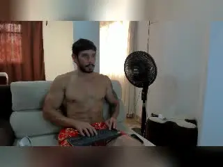Xlovecam Live Sex Cam of RobertHunk