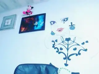 Xlovecam Live Porn of SexyHannaD