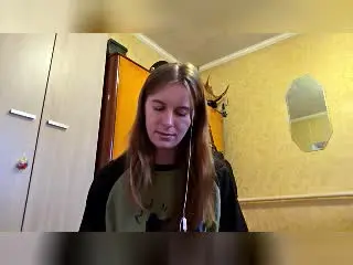 Xlovecam Live Sex Cam of DebbyPennimpede