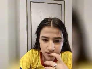 Xlovecam Live Porn of IrisBlair