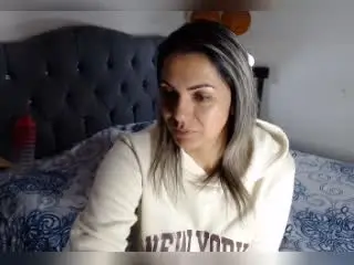 Xlovecam Free Live Porn of ChantalHotX