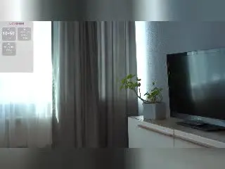 Xlovecam Sex Cam of HanaGardinier