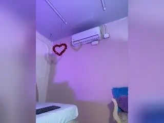 Xlovecam Adult Video Chat of CelesteMorel