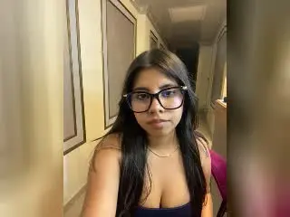 Xlovecam Live Porn of CelesteMorel