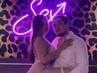 Xlovecam Live Sex of TinaYEdward