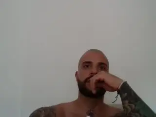 Xlovecam Watch Live Sex Cams of MedellynDark