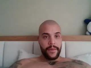 Xlovecam Live Porn of MedellynDark