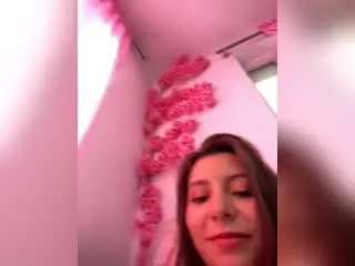 Xlovecam Free Porn Cam of LinaFoxyHot