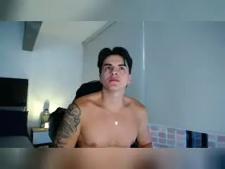 Xlovecam Live Porn of ChristianValenciano