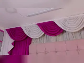 Xlovecam Adult Webcams of AlondraMonique