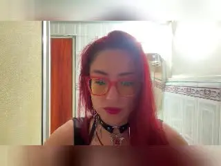 Xlovecam Watch Live Sex Cams of QueenScarletSecret