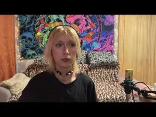Xlovecam Live Sex of DarlineHalasz