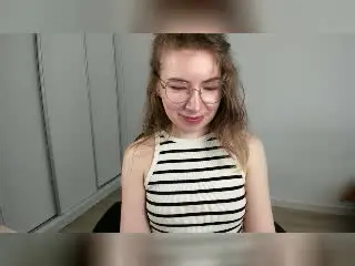 Xlovecam Live Porn of MiaFlirt
