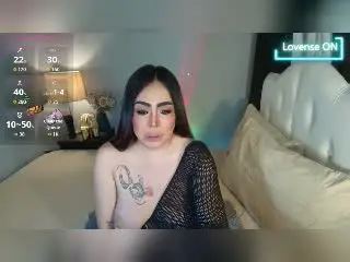 Xlovecam Free Porn Cam of UnforgetableMaria