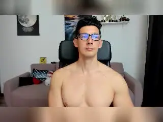 Xlovecam Best live sex cam show of BrutusK