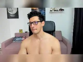 Xlovecam Live Porn of BrutusK