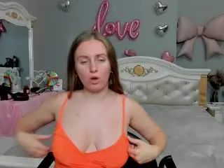 Xlovecam Live Sex Cam of Marriam