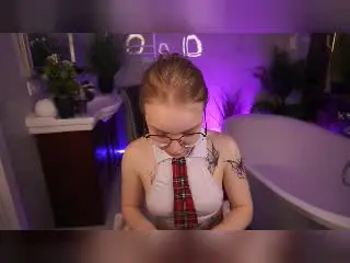 Xlovecam Sex Cam of EmilySunshineS