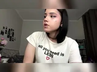 Xlovecam Free Porn Cam of LadyKezele