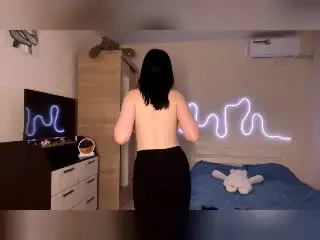 Xlovecam Live Sex Cam of DeeannMilloy