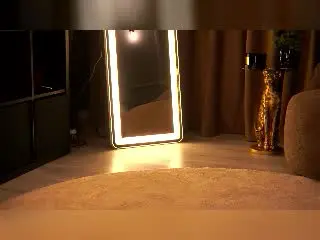 Xlovecam Free Live Porn of BrainyBelle