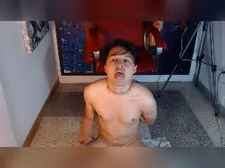 Xlovecam Live Porn of KevinCharles