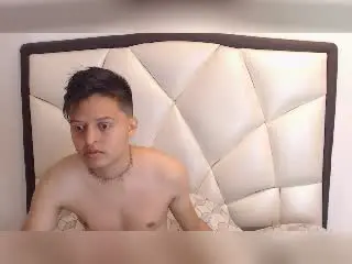 Xlovecam Adult Webcams of KevinCharles