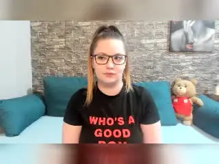 Xlovecam Watch Live Sex Cams of FoxyLyahot