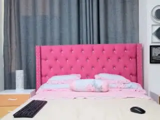 Xlovecam Free Live Porn of MarcelaPoleth