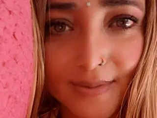 Xlovecam Live Sex Cam of AlessadraJoness