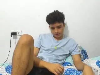 Xlovecam Live Sex of EthanLowell