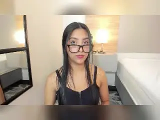 Xlovecam Free Live Porn of EmmaEstreilla