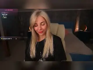 Xlovecam Live Sex Cam of BellaRayyy