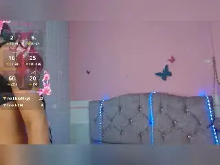 Xlovecam Watch Live Sex Cams of PamelaXFox