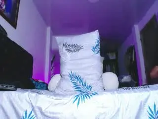 Xlovecam Live Sex Cam of MiissValent