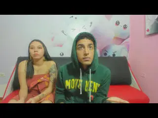 Xlovecam Live Sex Cam of VanessaAndHotD