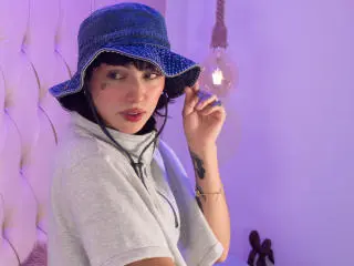Xlovecam Live Porn of CleoZapata