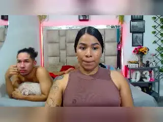 Xlovecam Adult Video Chat of MollyXDamiam