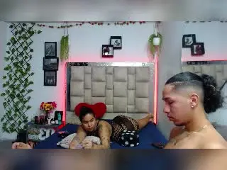 Xlovecam Free Live Porn of MollyXDamiam