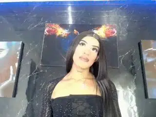 Xlovecam Adult Webcams of KeishaSexyBrood