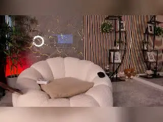 Xlovecam Free Live Porn of VelvetSpell