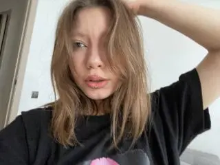 Xlovecam Live Porn of PreciousKinatyan